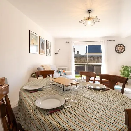 Apartment T3 Confort , A Pied, Garage Prive *